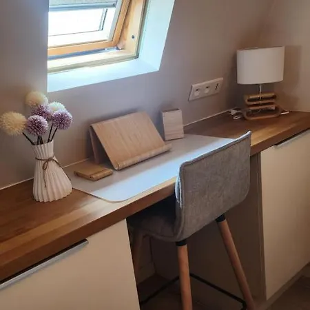 Apartament Cozy 16eme - Arc De Triomphe, Champs Elysees & Trocadero *
